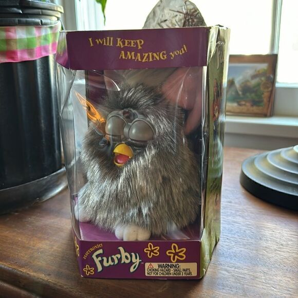 Vintage Rare 1998 Original FURBY Model 70-800 Tiger Electronics in Box - Picture 2 of 6